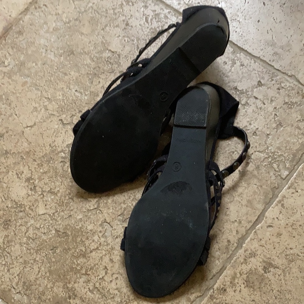 Sandals - Picture 3 of 3